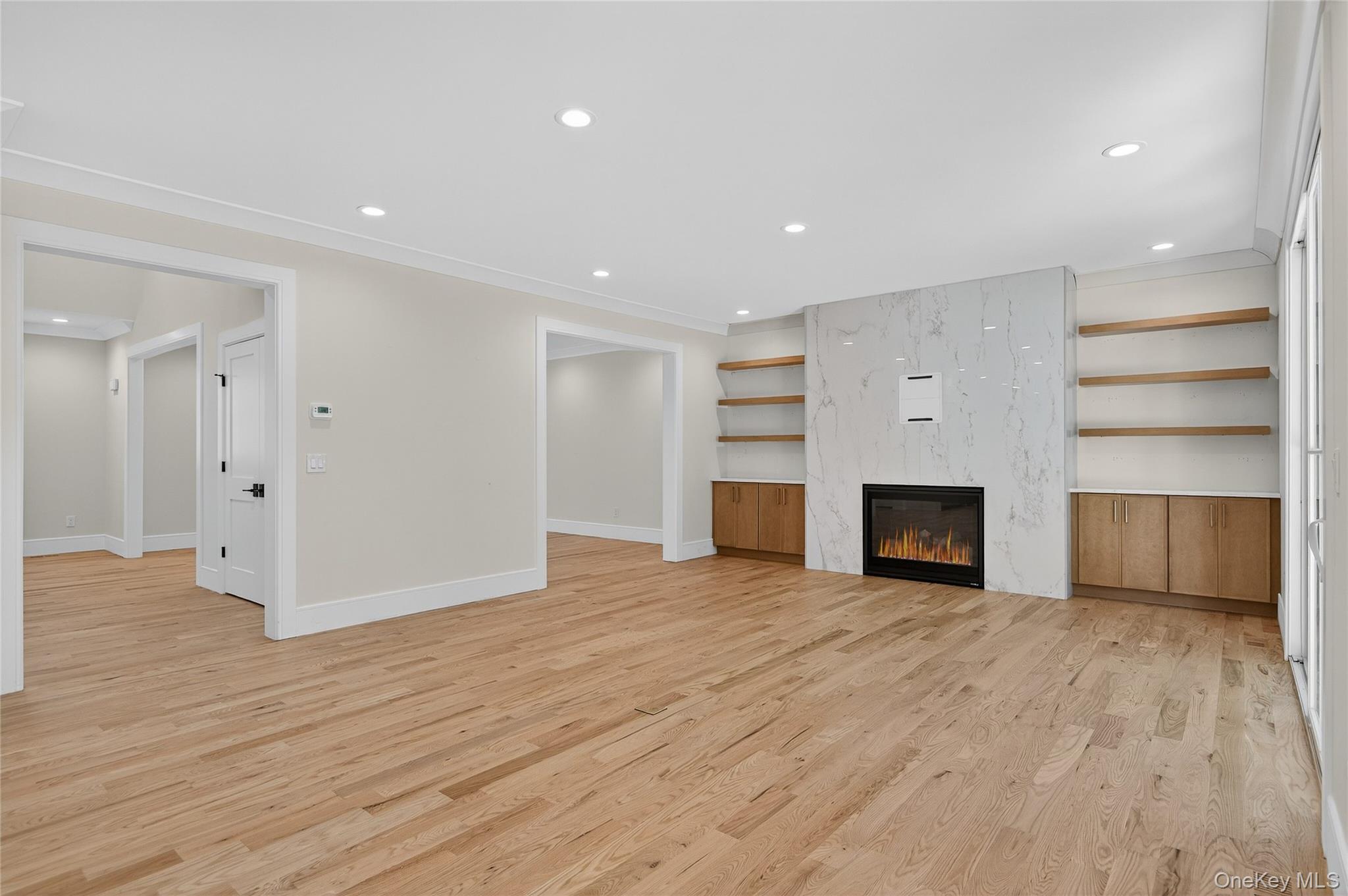 654 Caledonia Road Dix Hills, NY 11746 - Photo 10 of 37