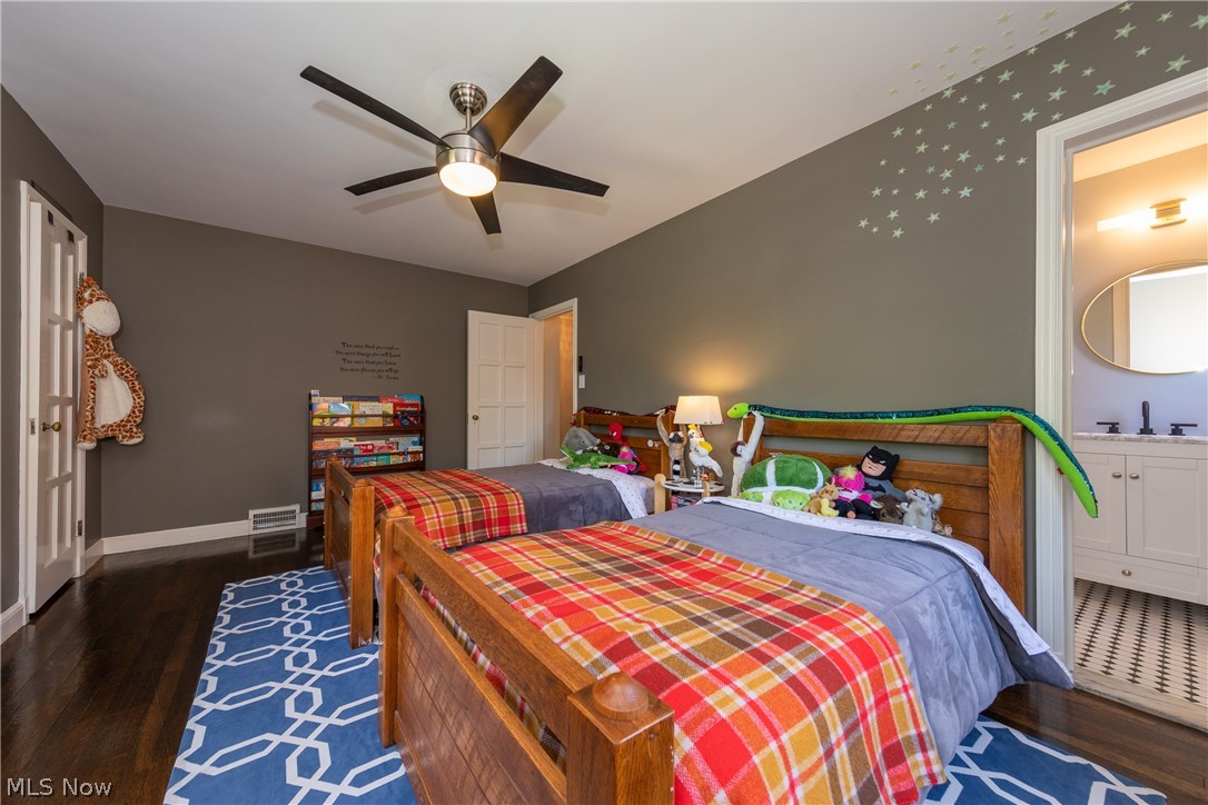 4054 Conover Road University Heights, OH 44118 - Photo 19 of 35 3rd Bedroom