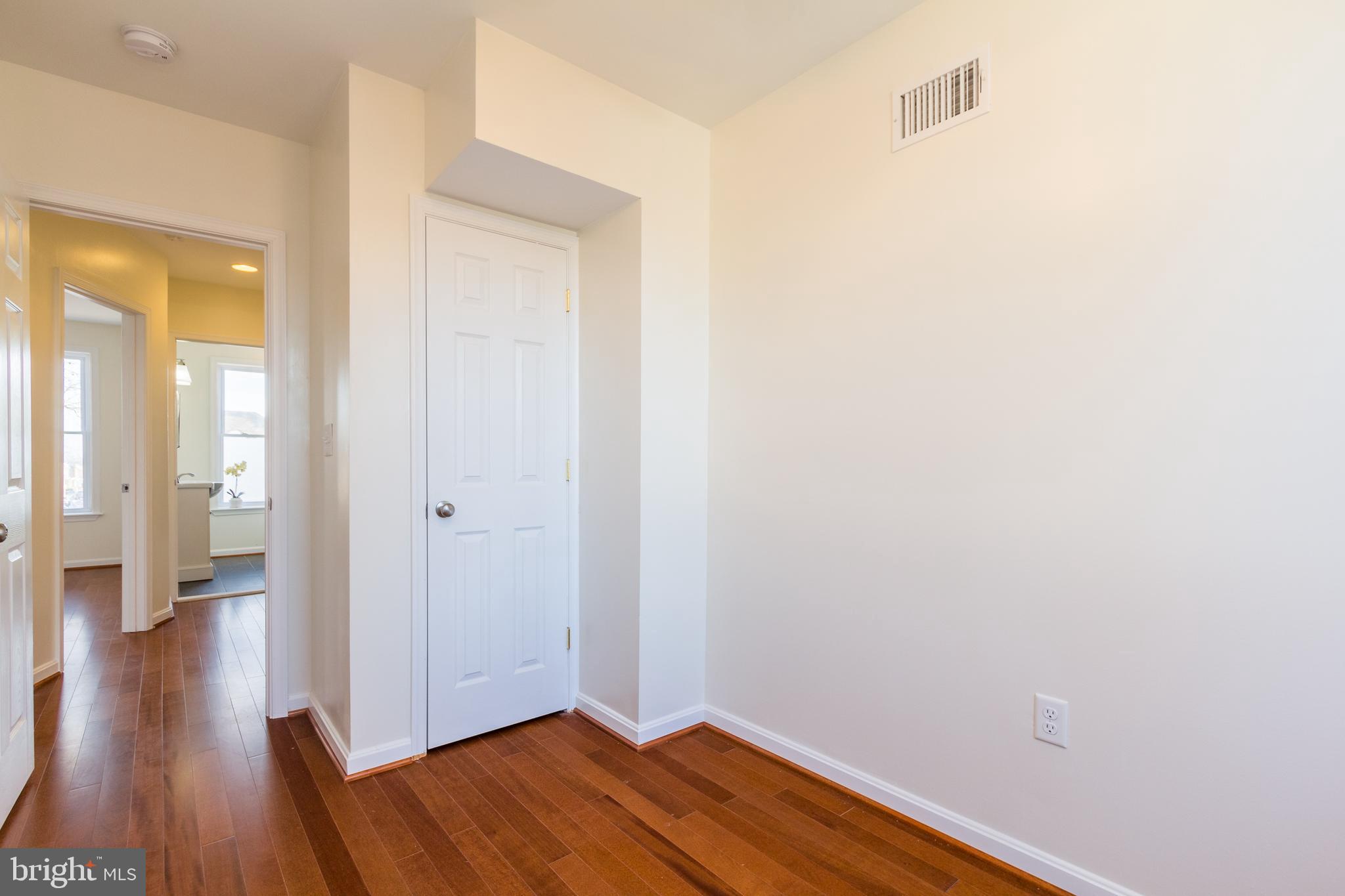 4410 Belair Road Baltimore, MD 21206 - Photo 18 of 27