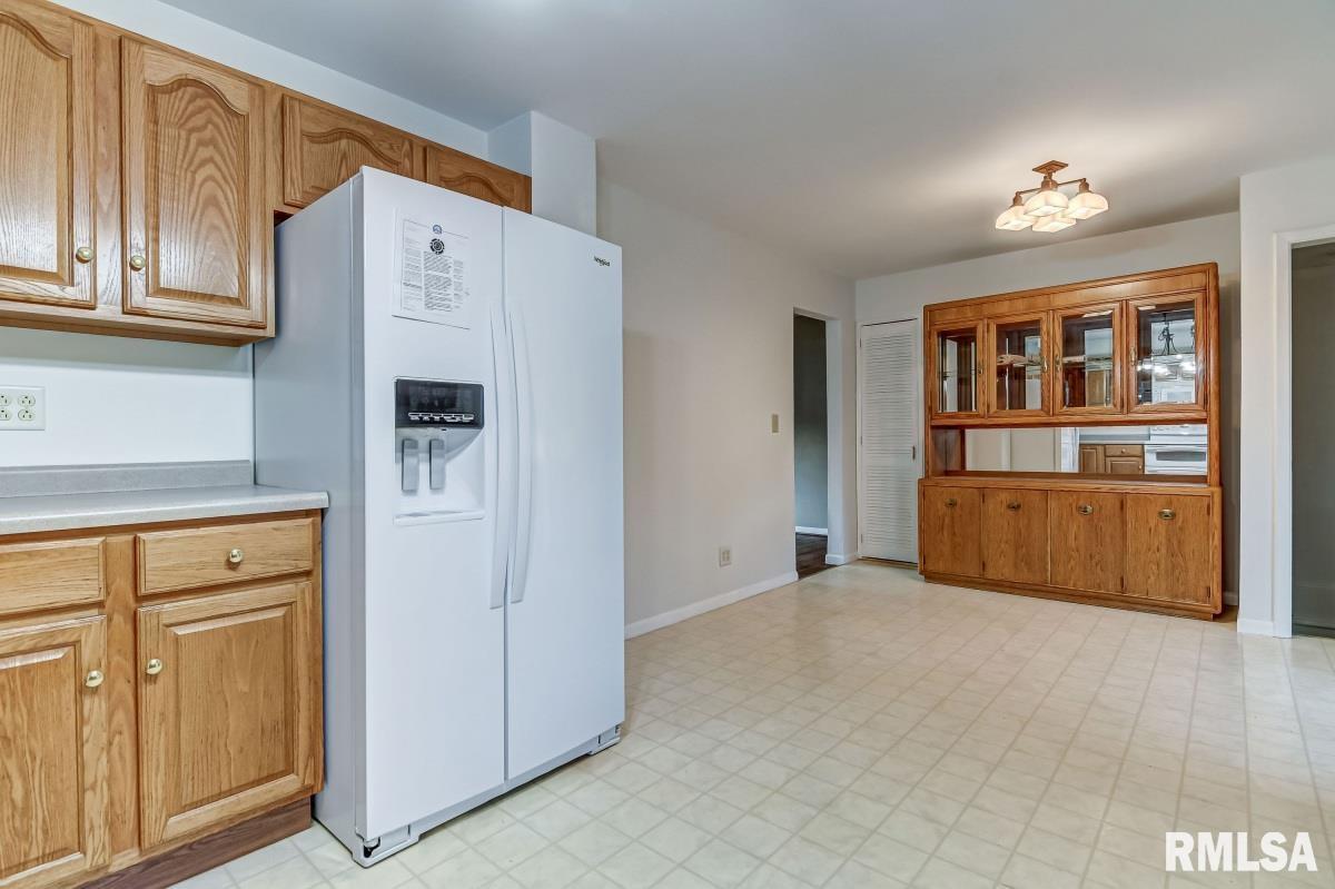 10 Midland Court Springfield, IL 62702 - Photo 12 of 35