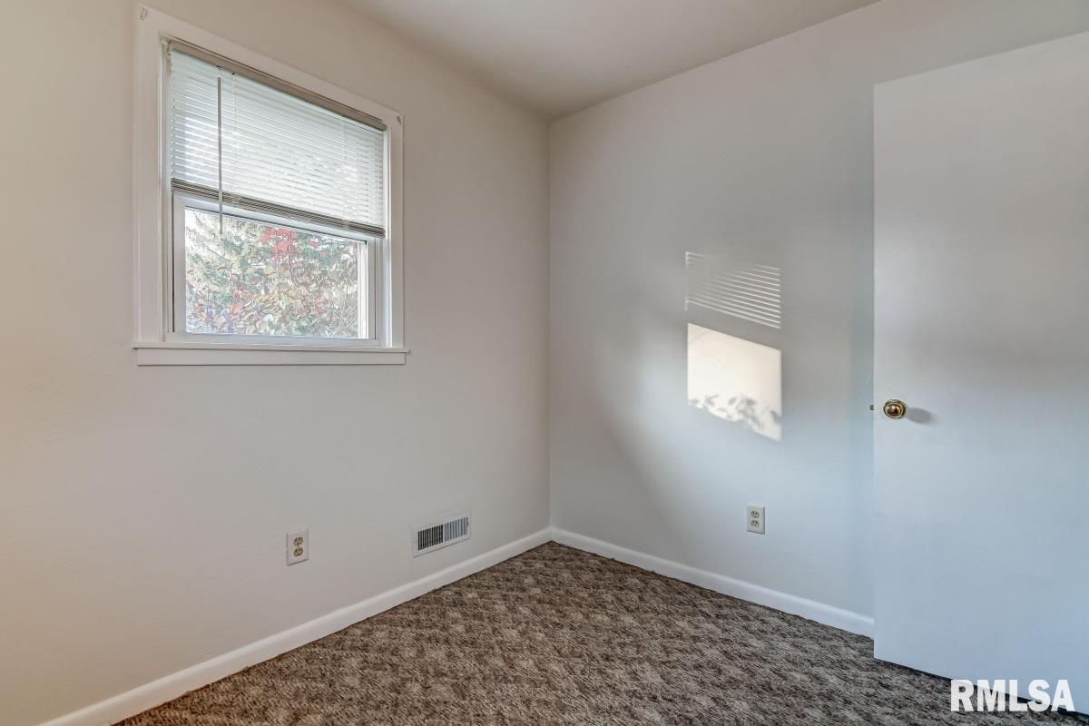 10 Midland Court Springfield, IL 62702 - Photo 19 of 35