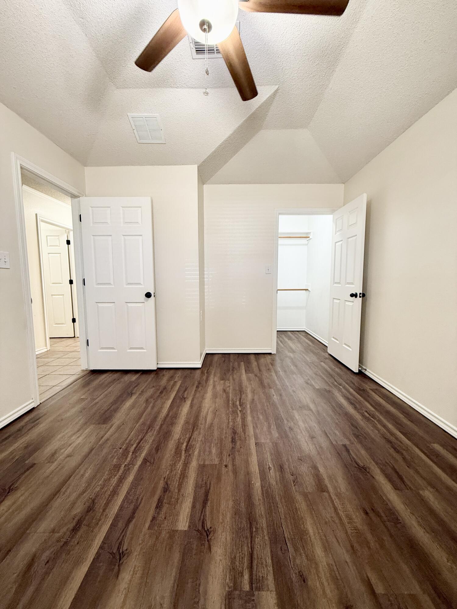 1907 79th Street Lubbock, TX 79423 - Photo 17 of 20 20260319_194404230_iOS