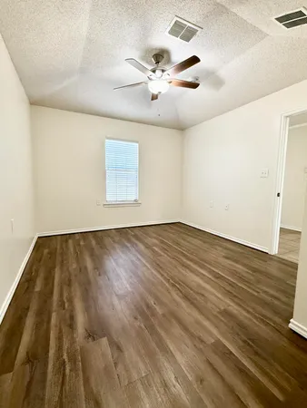 $1,400 | 1907 79th Street, Lubbock, TX 79423