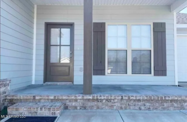 $1,800 | 23 Cosmos, Hattiesburg, MS 39402