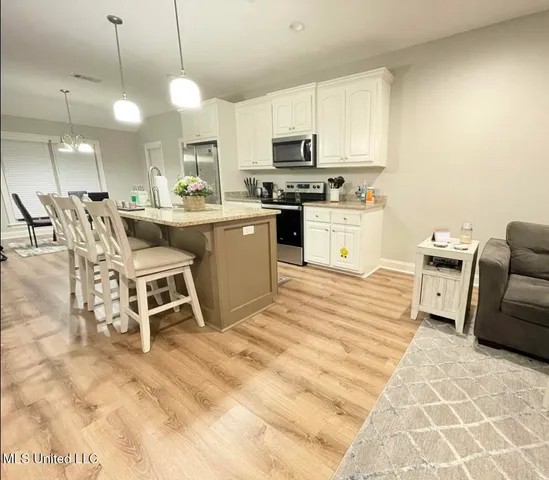 $1,800 | 23 Cosmos, Hattiesburg, MS 39402