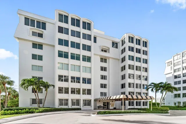 $595,000 | 2000 South Ocean Boulevard, Unit 108, Delray Beach, FL 33483