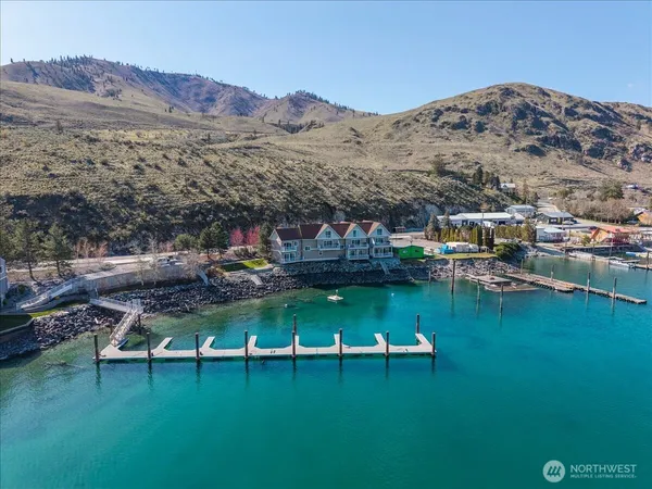 $2,140,000 | 1120 West Woodin Avenue, Unit 3, Chelan, WA 98816