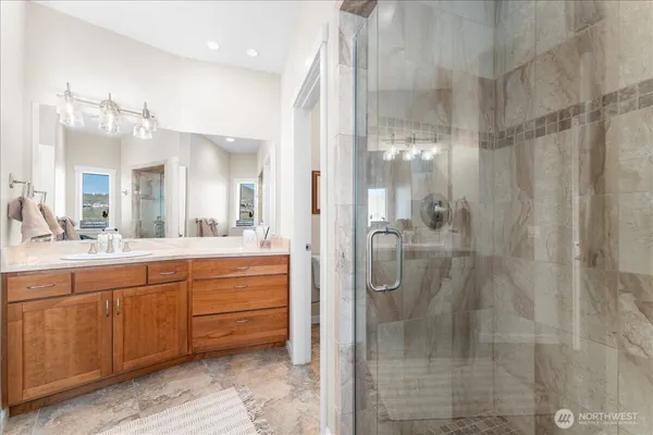 $2,140,000 | 1120 West Woodin Avenue, Unit 3, Chelan, WA 98816