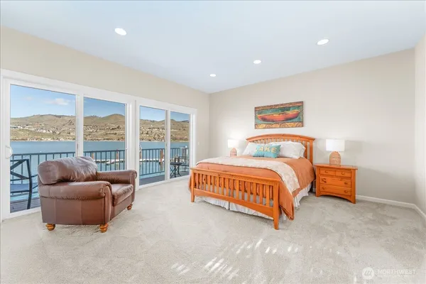 $2,140,000 | 1120 West Woodin Avenue, Unit 3, Chelan, WA 98816