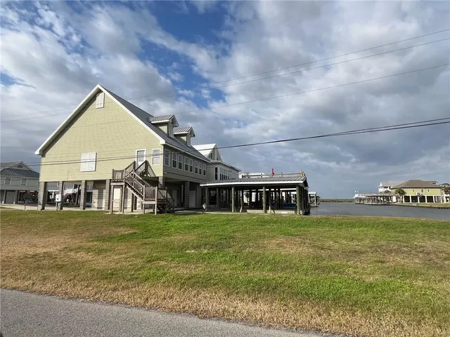 $298,000 | 100 Deer Range Lane, Port Sulphur, LA 70083