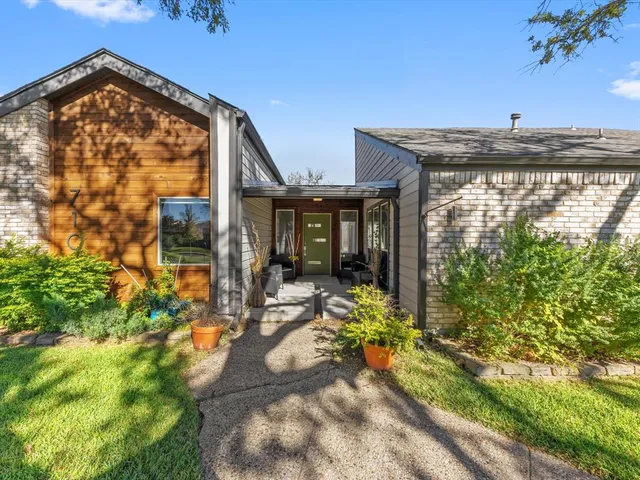 $5,200 | 7109 Canongate Drive, Dallas, TX 75248