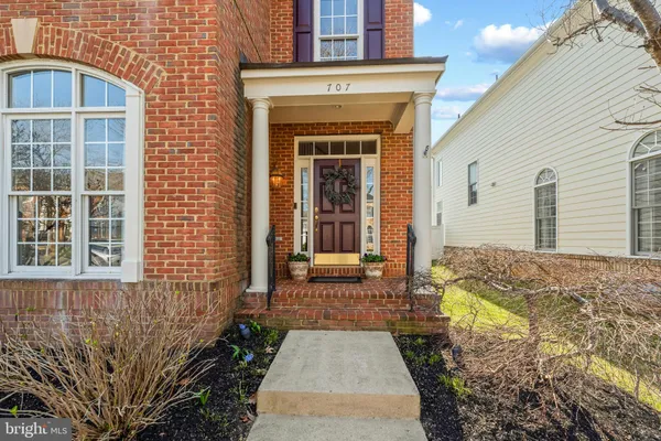 $945,000 | 707 Pilot House Drive, Annapolis, MD 21401