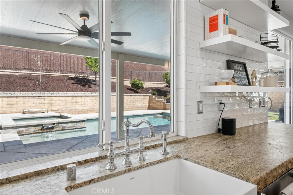28746 High Ridge Drive Saugus, CA 91390 - Photo 16 of 52 Gallery Image 16