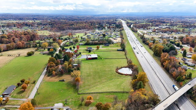 9999 Philpot Road London, KY 40744 - Photo 5 of 8 IMG_8965