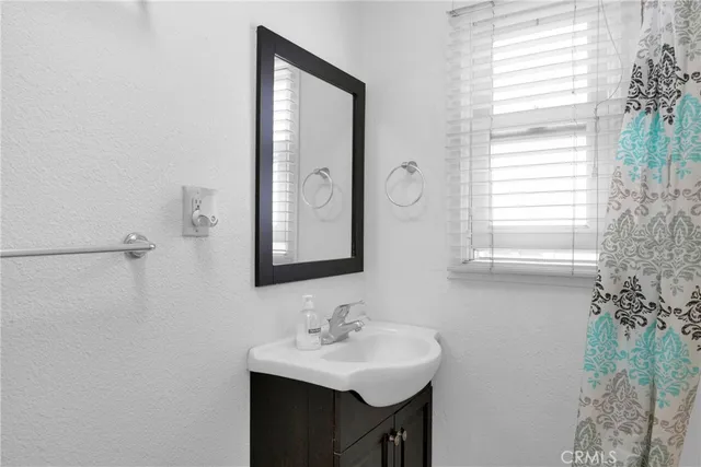 $3,190,000 | 7602-7614 Pickering Avenue, Whittier, CA 90602