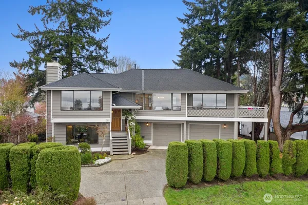 $1,495,000 | 556 Holly Drive, Edmonds, WA 98020