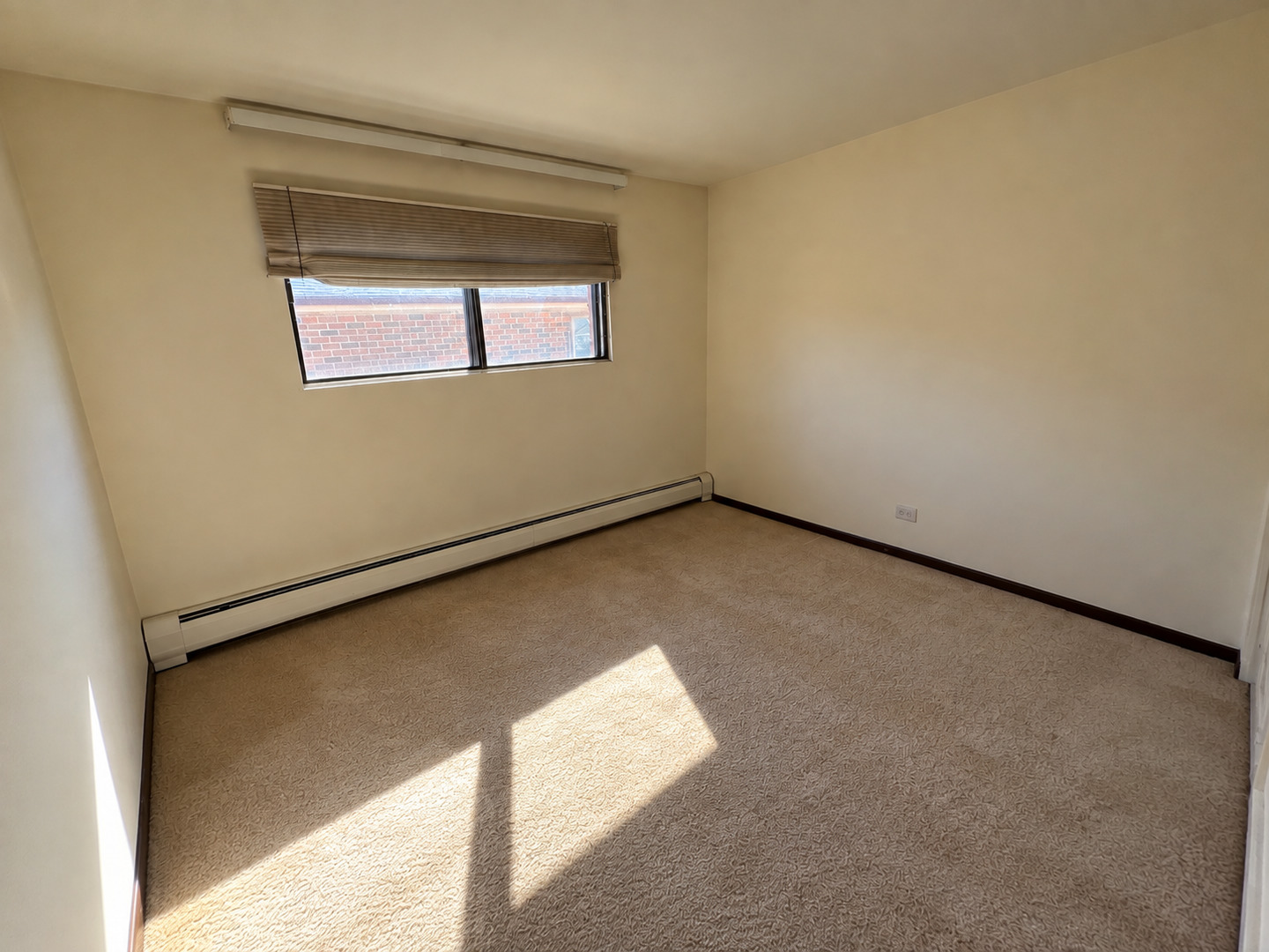 6119 Marshall Avenue, Unit 3E Chicago Ridge, IL 60415 - Photo 9 of 11 Gallery Image 9