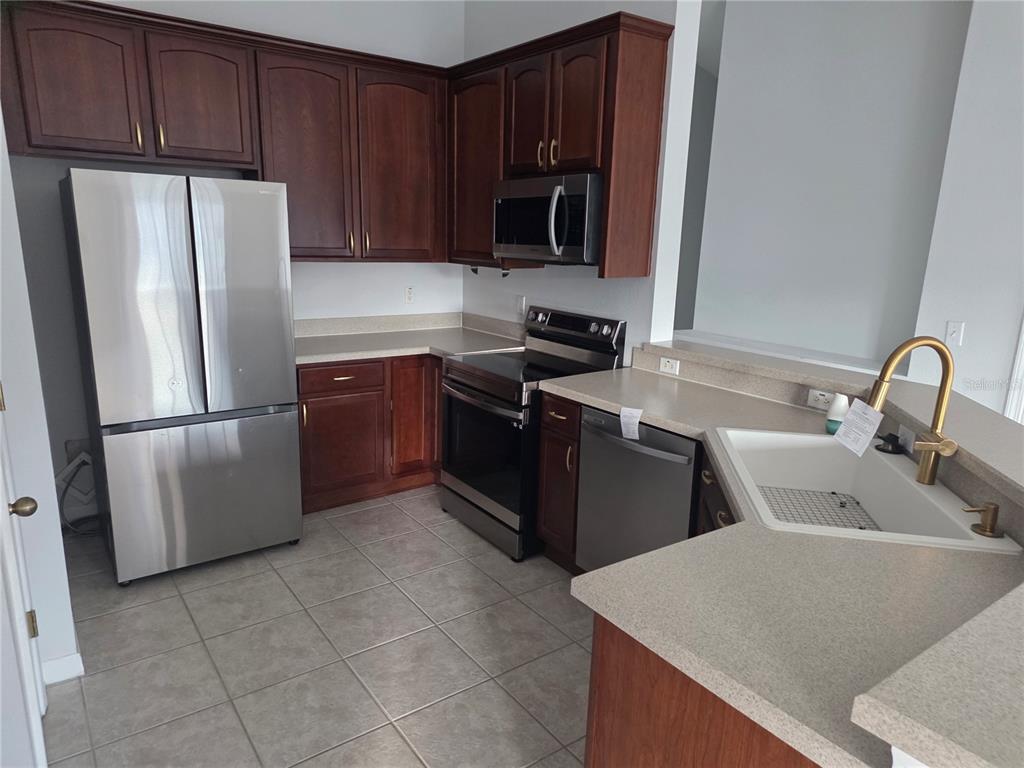 27625 Pleasure Ride Loop Wesley Chapel, FL 33544 - Photo 11 of 19