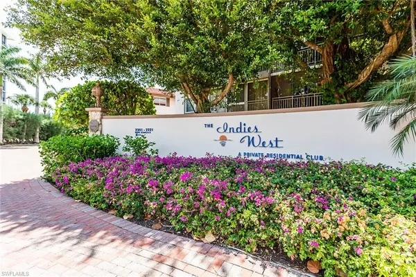 $17,500 | 2203 Gulf Shore Boulevard North, Unit E1, Naples, FL 34102
