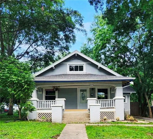 $270,000 | 1007 South Independence Street, Harrisonville, MO 64701
