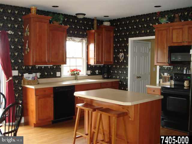 3095 Goldens Path York, PA 17408 - Photo 11 of 25 Gallery Image 11