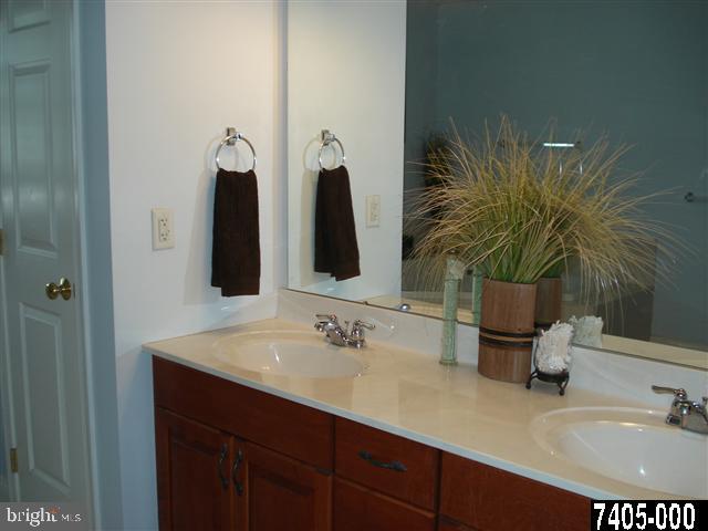 3095 Goldens Path York, PA 17408 - Photo 20 of 25 Gallery Image 20