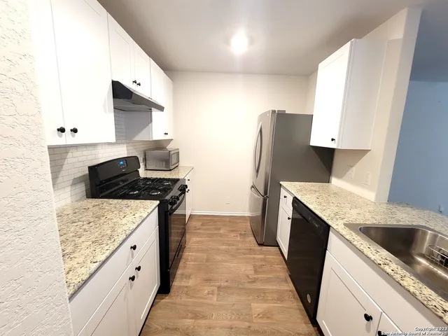 $1,450 | 15550 Crimson Topaz, San Antonio, TX 78253