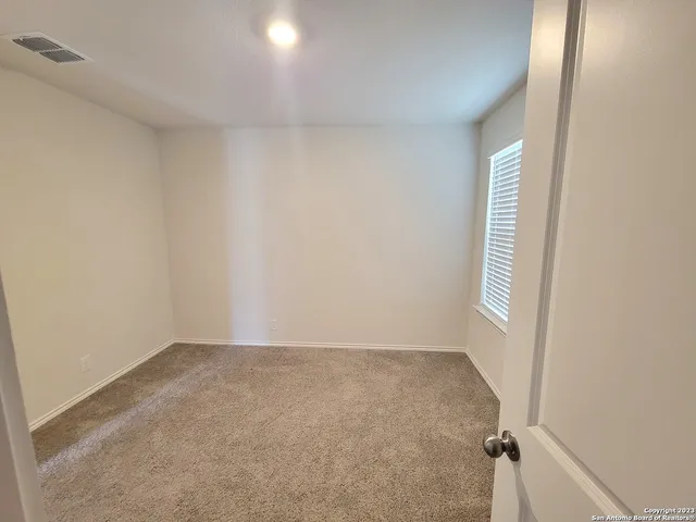 $1,450 | 15550 Crimson Topaz, San Antonio, TX 78253