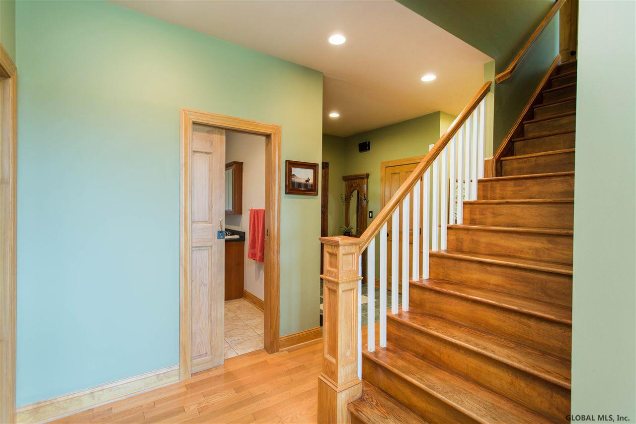 4548 West Line Road Amsterdam, NY 12010 - Photo 21 of 41 Photo 23