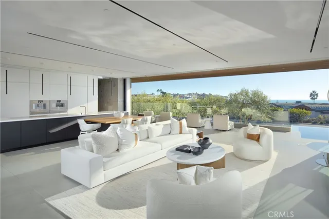 $29,975,000 | 2460 Monaco Drive, Laguna Beach, CA 92651