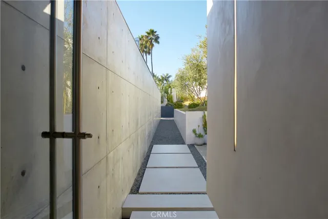 $29,975,000 | 2460 Monaco Drive, Laguna Beach, CA 92651