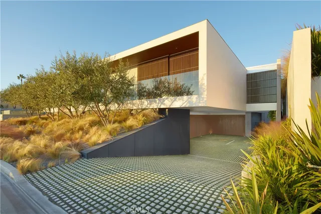 $29,975,000 | 2460 Monaco Drive, Laguna Beach, CA 92651