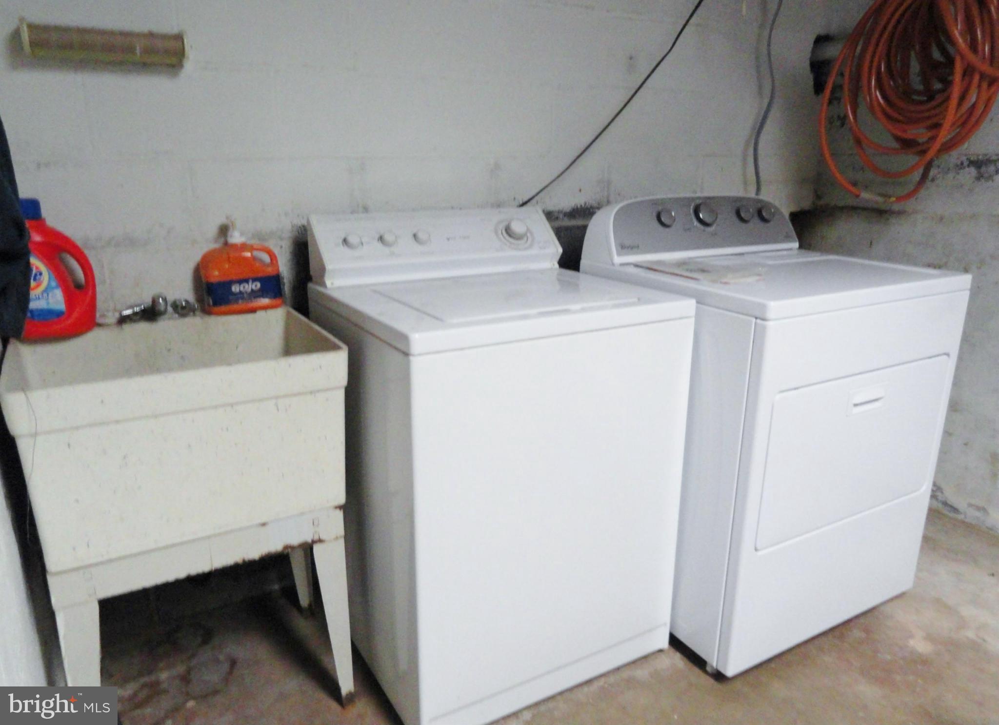 11701 Cemetery Road Bealeton, VA 22712 - Photo 19 of 30 Basement Laundry Area