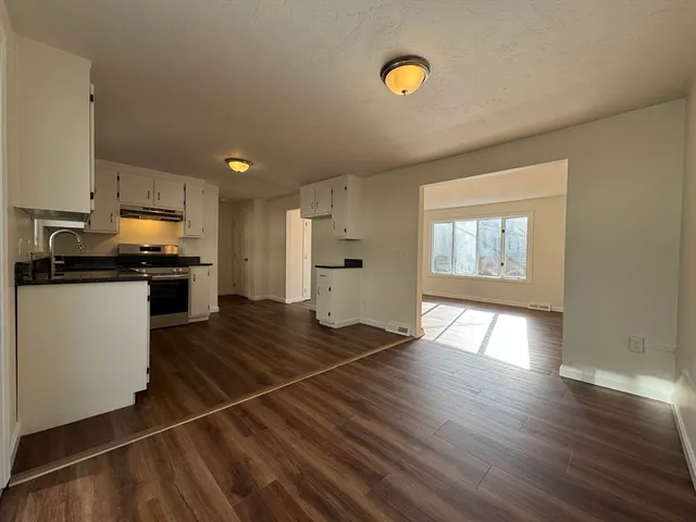 $389,900 | 44 Reservoir Street, Unit 52, Brockton, MA 02301