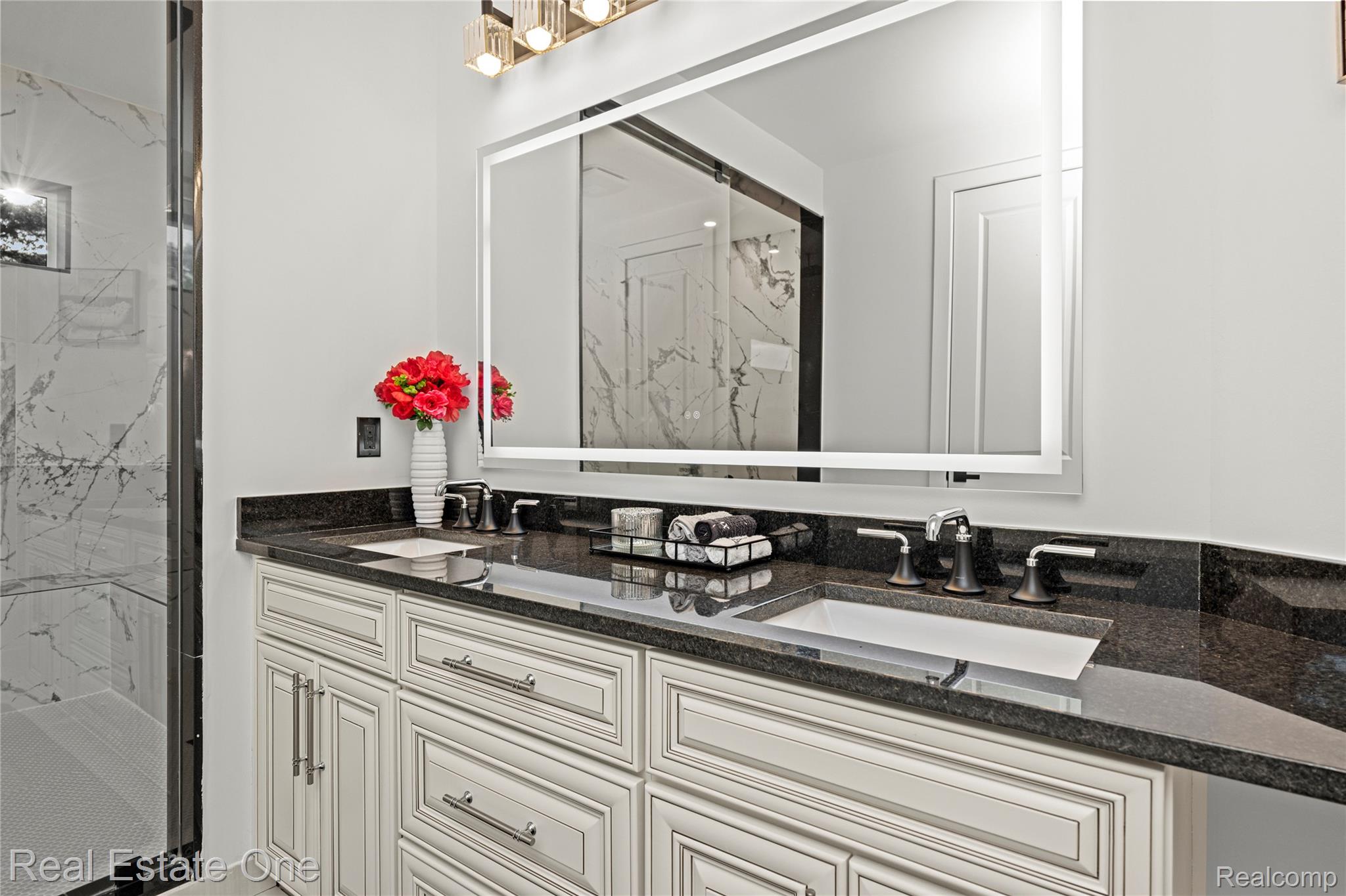 5321 Rochester Road Troy, MI 48085 - Photo 43 of 69 5321 Rochester - OnDemand Pix Photography (46).jpg