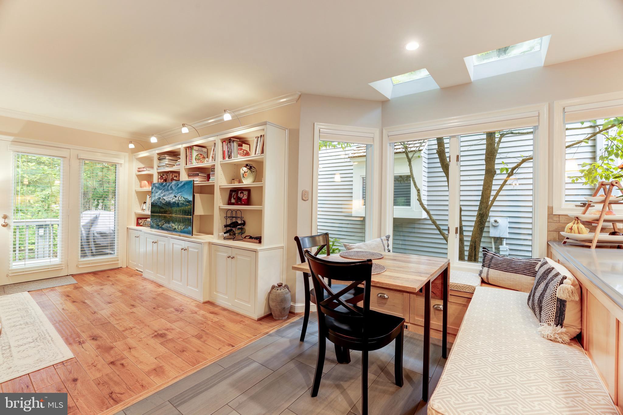 1591 Regatta Lane Reston, VA 20194 - Photo 17 of 60