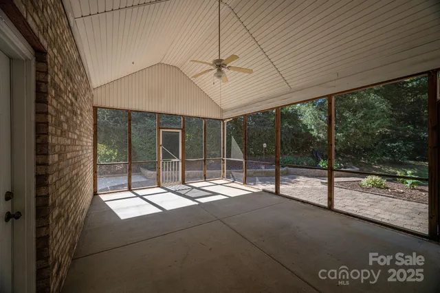 $674,500 | 557 Keystone Court Northwest, Concord, NC 28027