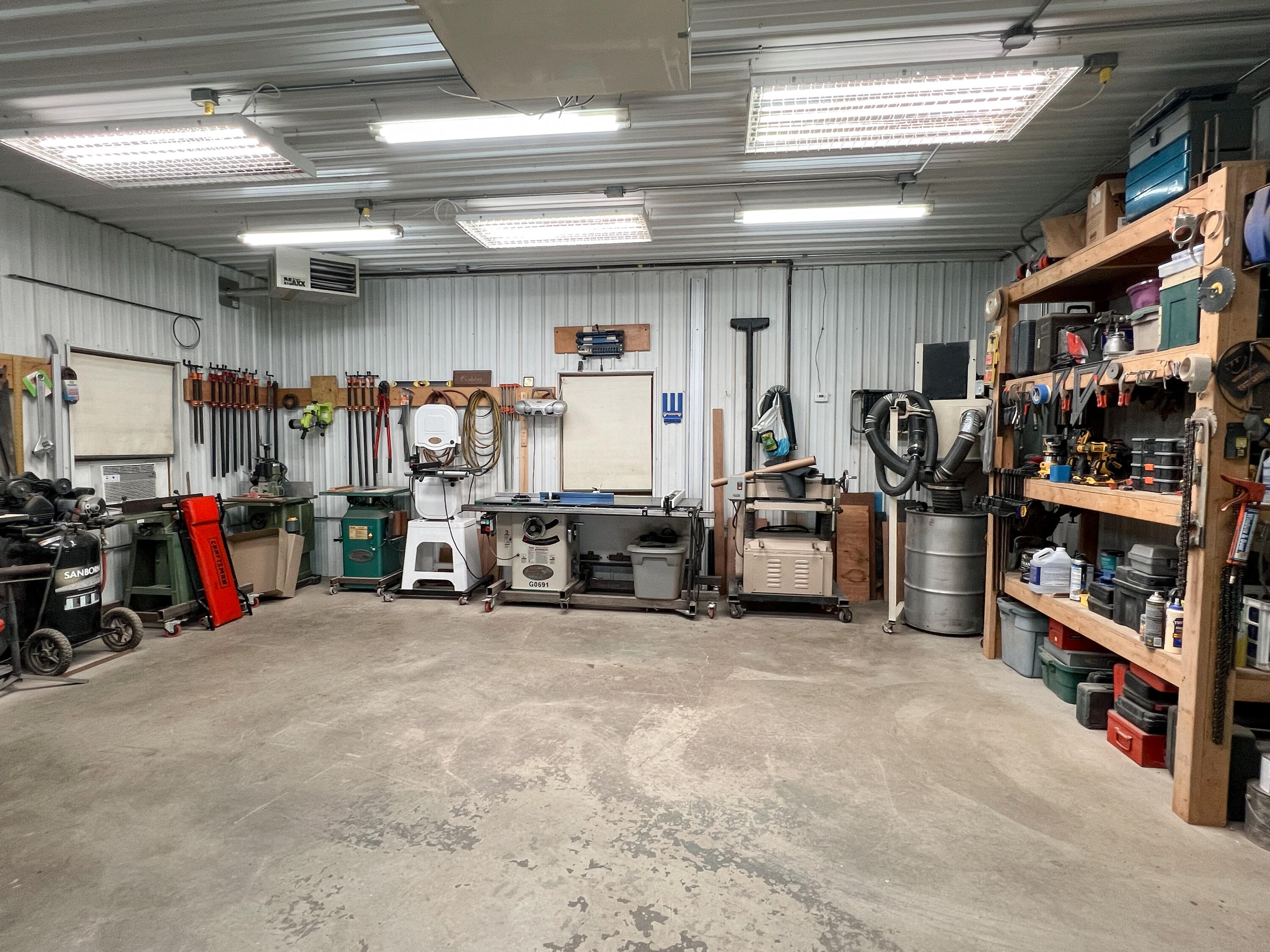 6607 East Division Road Mill Creek, IN 46365 - Photo 37 of 47 3000x2250
