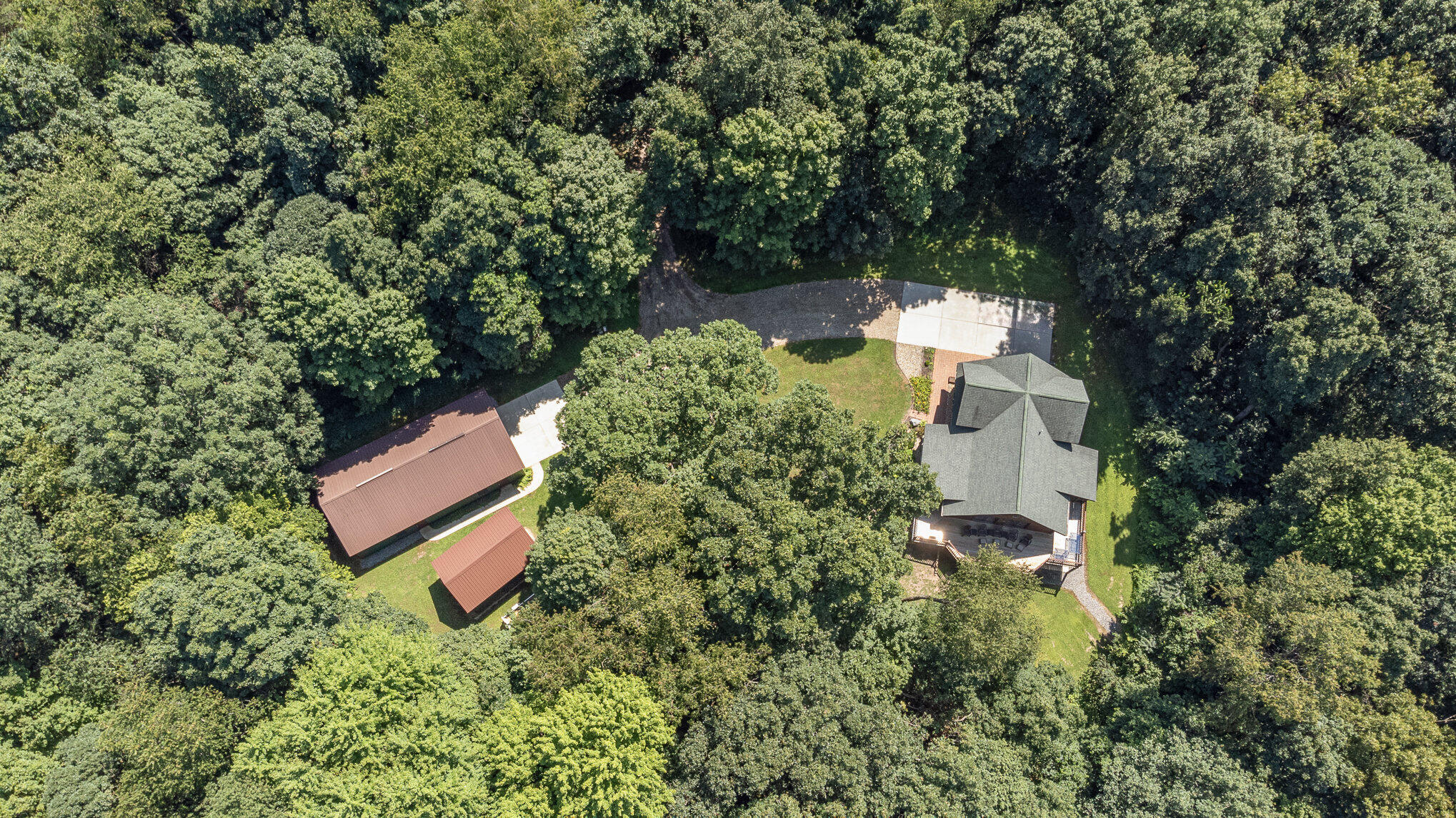 6607 East Division Road Mill Creek, IN 46365 - Photo 44 of 47 2038x1146