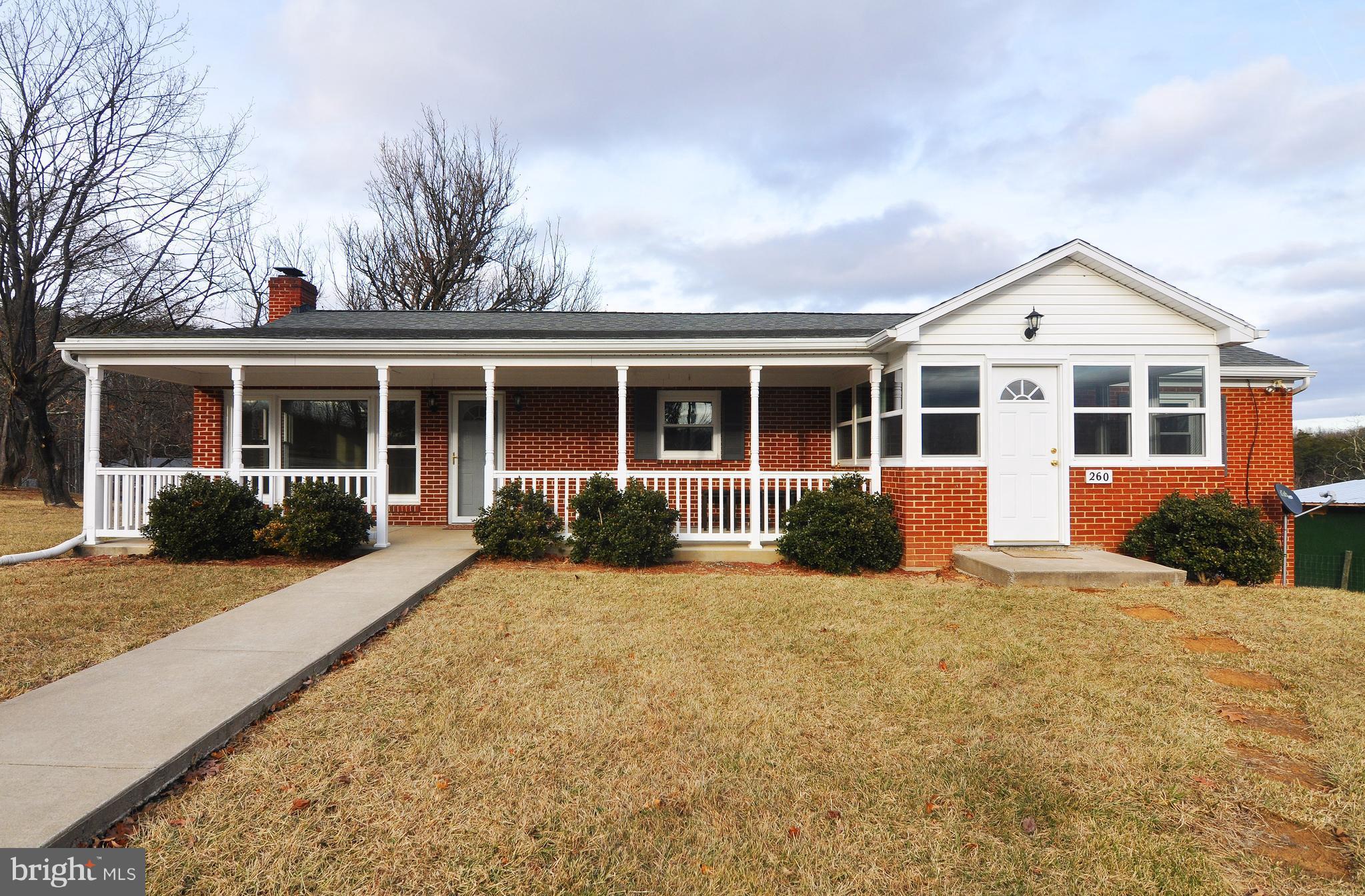 260 Redland Road Cross Junction, VA 22625 - Photo 3 of 30 Front of house