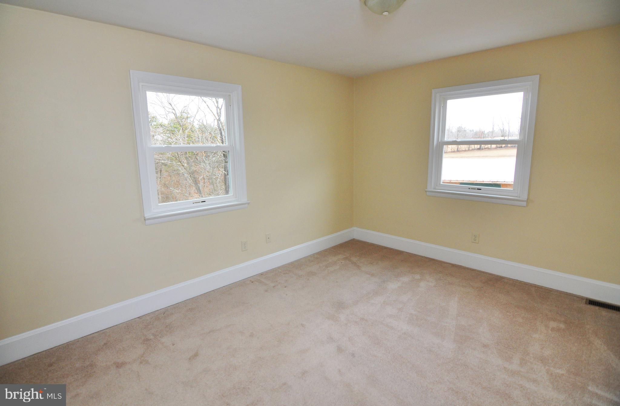 260 Redland Road Cross Junction, VA 22625 - Photo 21 of 30 Master bedroom