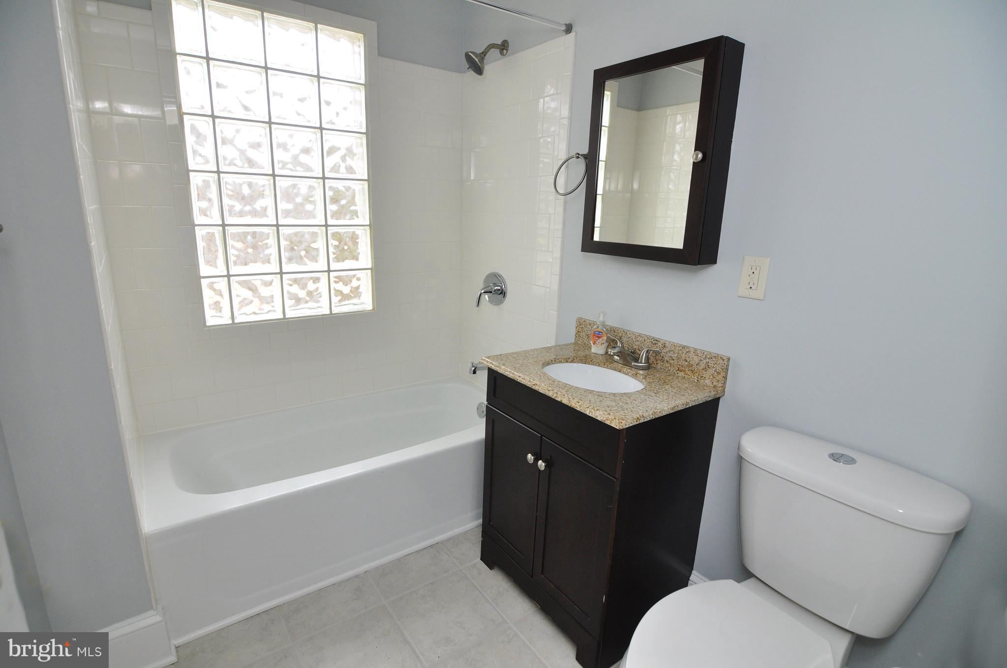 260 Redland Road Cross Junction, VA 22625 - Photo 26 of 30 Bath 2