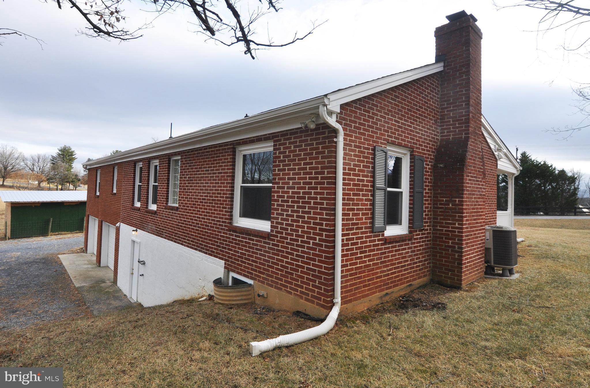 260 Redland Road Cross Junction, VA 22625 - Photo 9 of 30 Rear of house