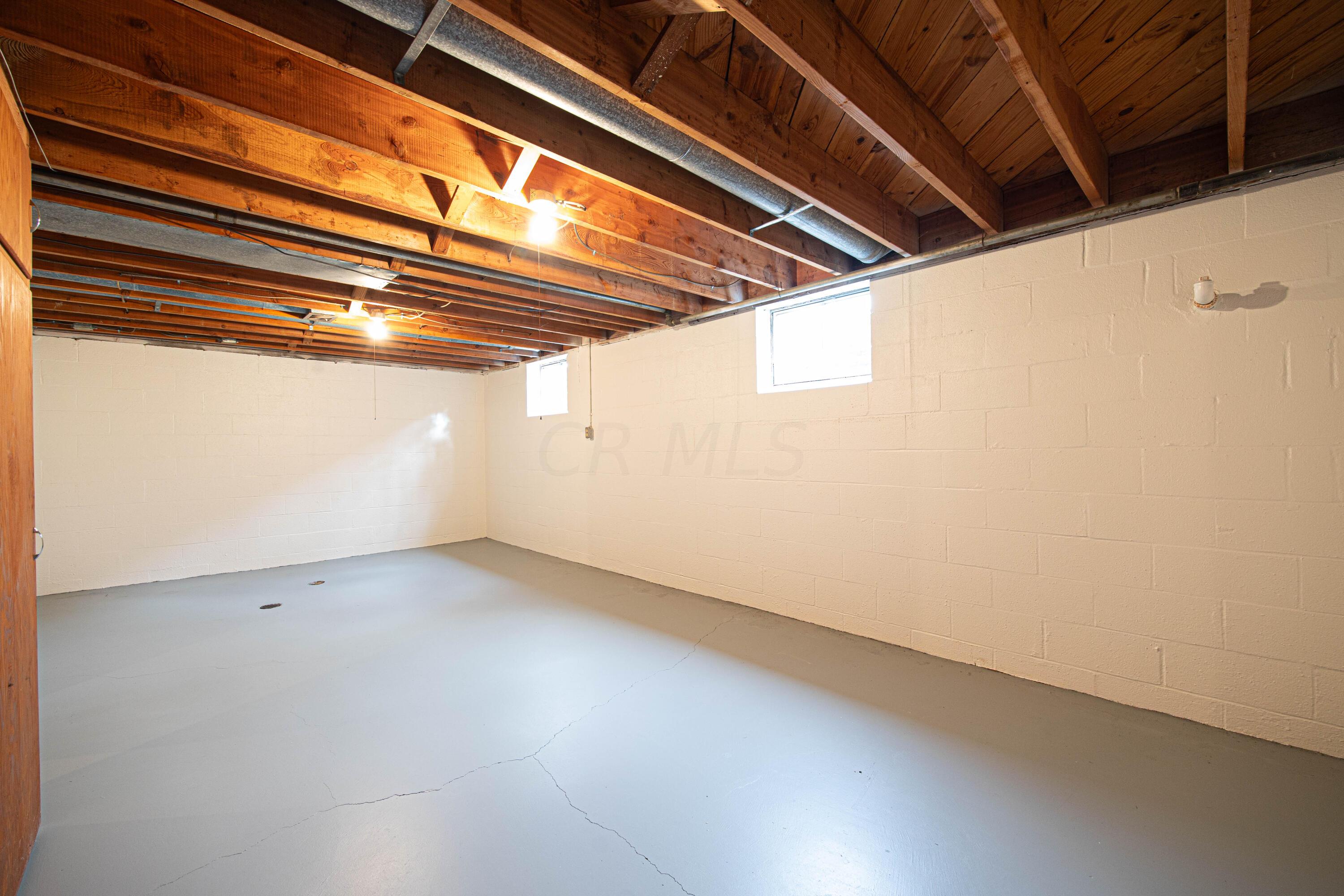 1515 Zollinger Road Columbus, OH 43221 - Photo 33 of 40 Unfinished Room