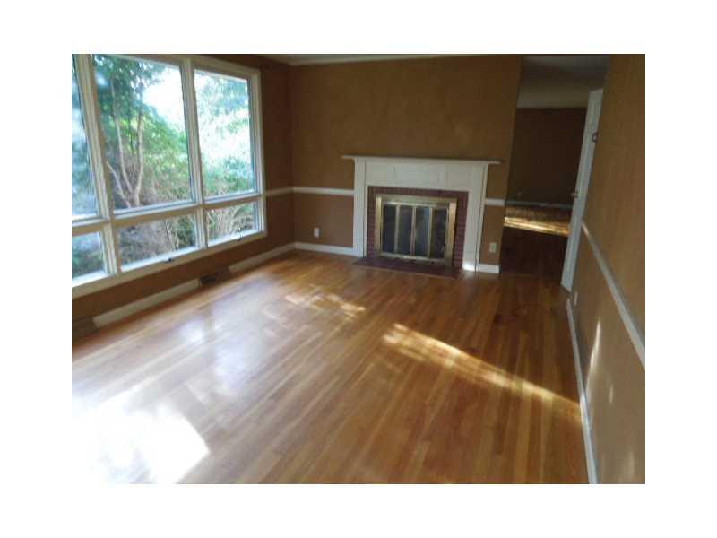 147 Cider Hill Road York, ME 03909 - Photo 3 of 14 Living Room.
