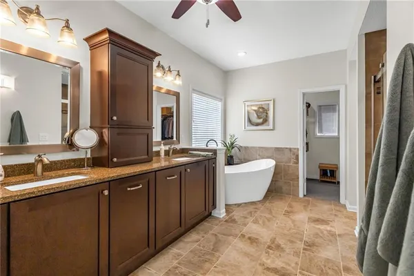 $650,000 | 9805 Northwest 73 Terrace, Weatherby Lake, MO 64152