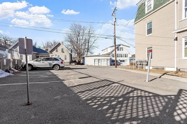 $999,900 | 122 Laurel Street, Fitchburg, MA 01420