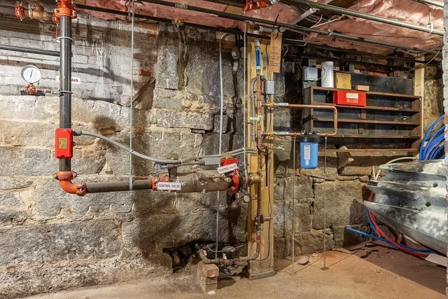 $1,150,000 | 122 Laurel Street, Fitchburg, MA 01420