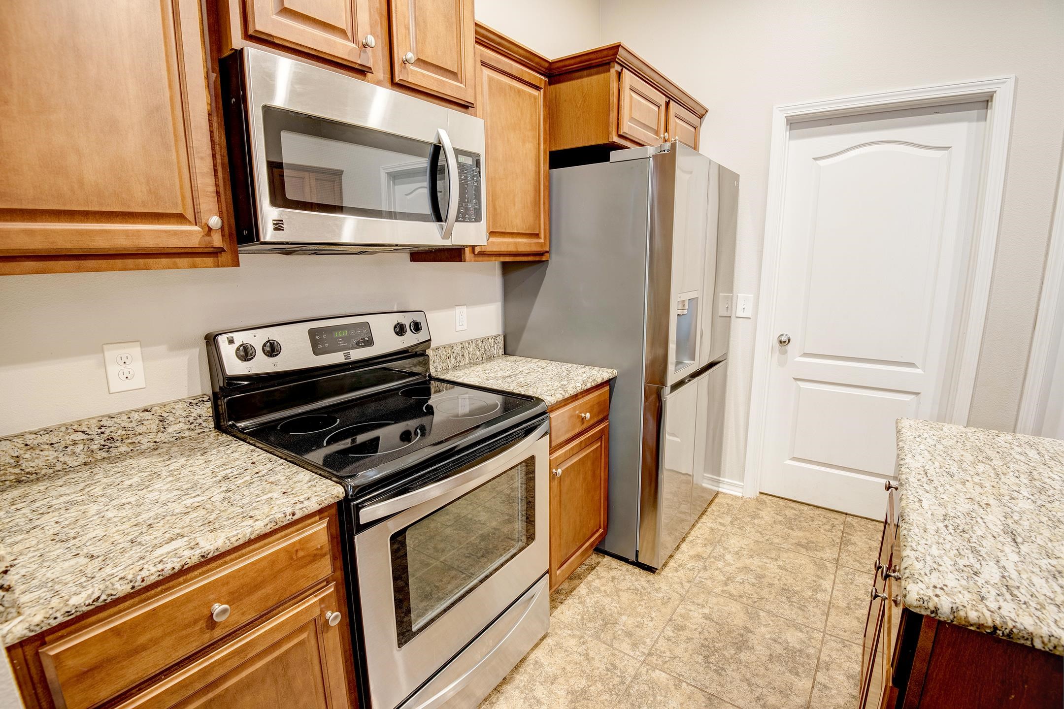 15345 Fremont Court Foley, AL 36535 - Photo 13 of 35 Kitchen