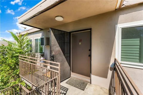 $299,000 | 7135 Coldwater Canyon Avenue, Unit 16, North Hollywood, CA 91605
